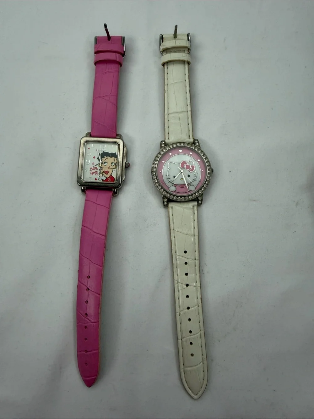 Hello Kitty Pink & White Character Watch Set